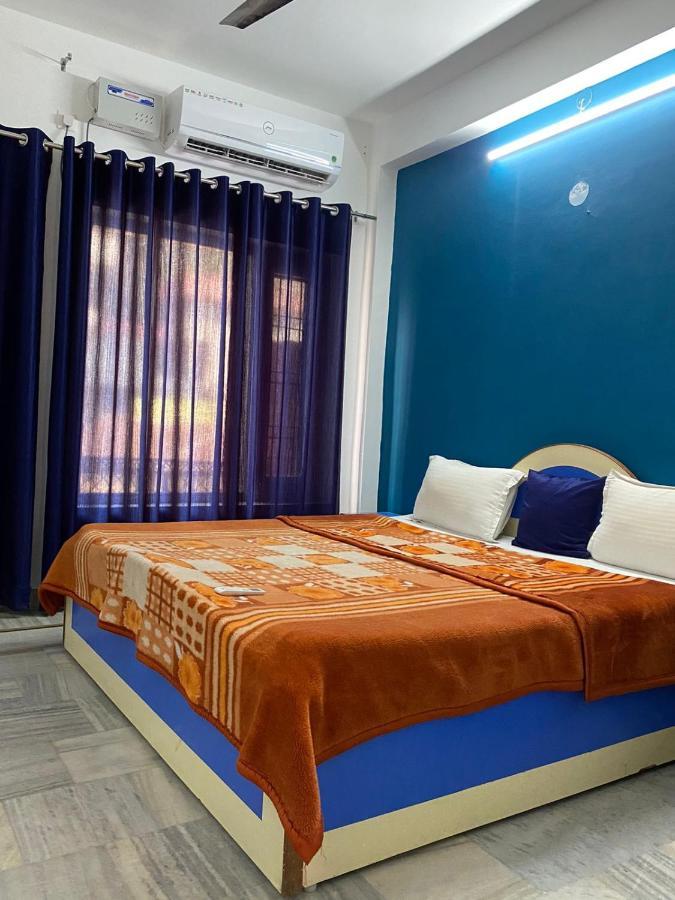 Hotel Surya Laxman Jhula ริชิเคช ภายนอก รูปภาพ
